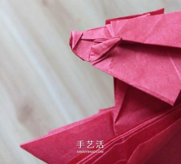 The process of folding the auspicious beast Kirin, the illustrated process of folding the Origami Tetsushi Kamiyas Kirin