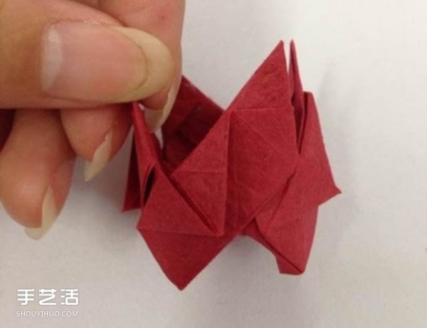 Super detailed illustration of how to fold Kawasaki rose, including flowers and receptacles