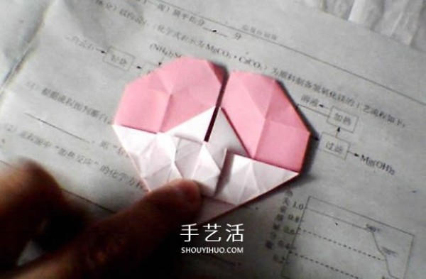 Illustrations on how to fold Valentines Day love origami with wings to make a perfect match