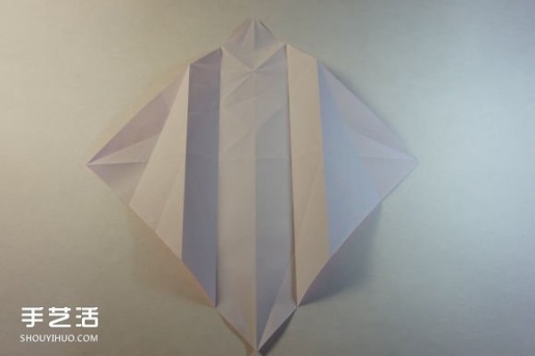 Origami Girls Step-By-Step Illustration and Complex Folding Tutorial for Girls