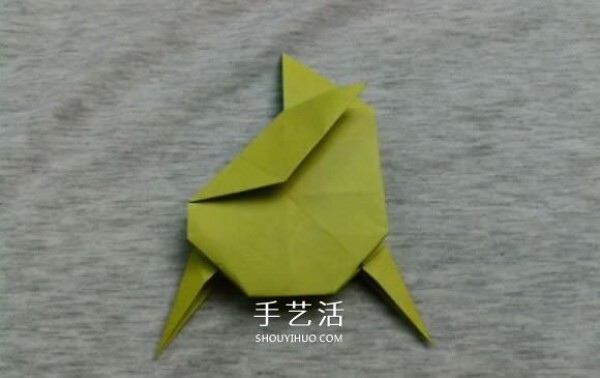 Three-dimensional frog origami step-by-step diagram, complicated methods and pictures of folding a frog