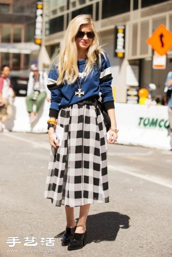 Get rid of the unchanging classic plaid to create a fashionable dressing style