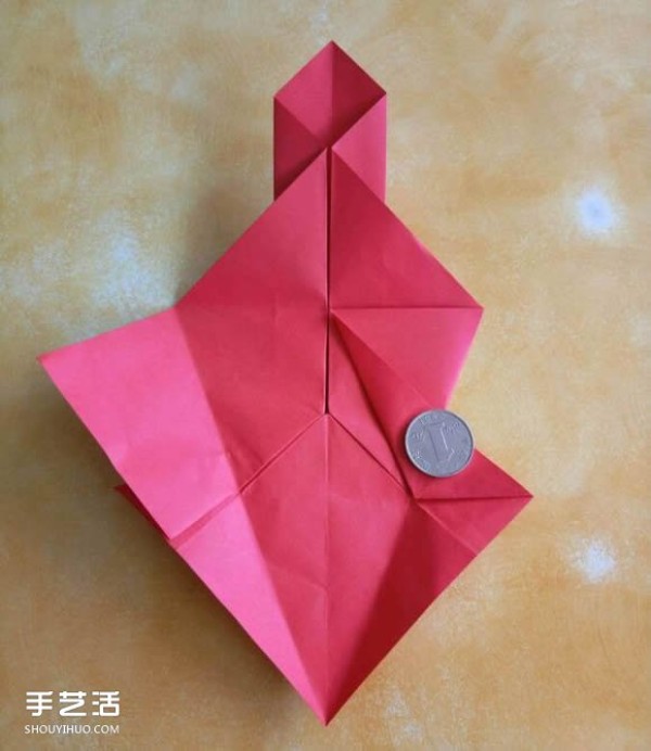 Super complex dog origami method illustrated with plastic surgery steps