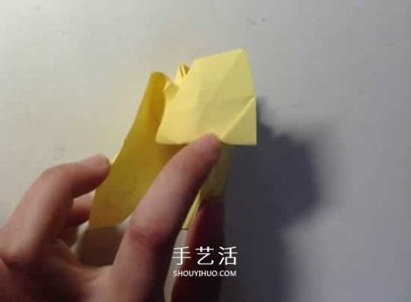 Original Folding Method of Weiwei Rose Detailed Origami Rose Process Steps