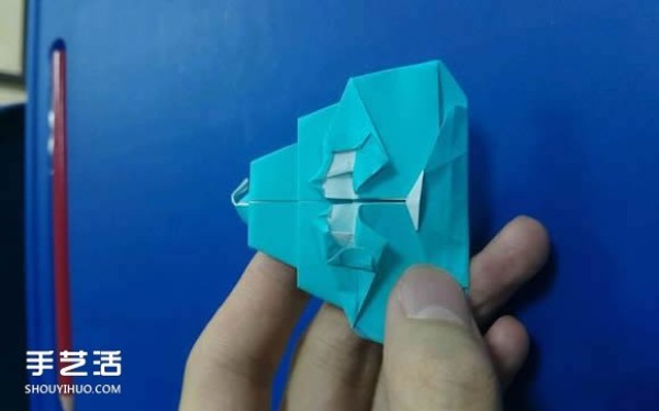 Cartoon Shit Origami Illustrated Tutorial, Step-by-step Picture of Handmade Shit Folding