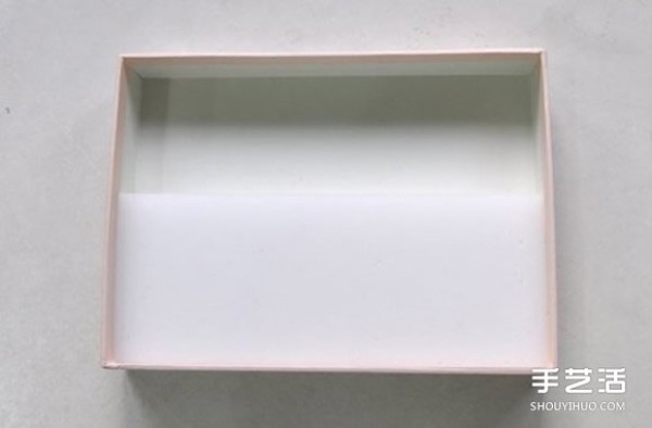 Use discarded shoe box lids and sponge cushions to DIY jewelry storage boxes