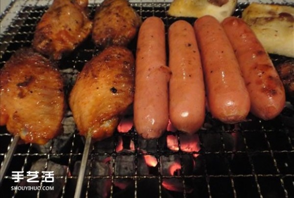 How to make a homemade barbecue grill with illustrations of how to make a simple charcoal grill