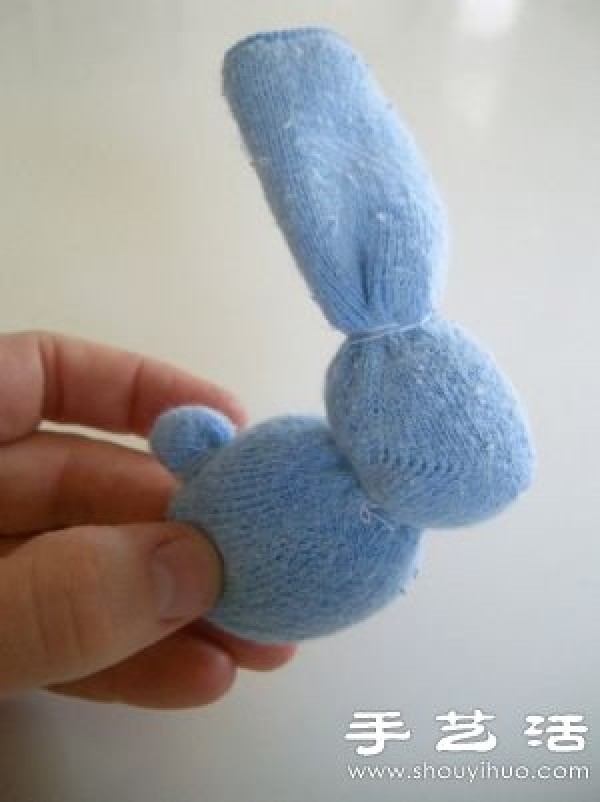 How to make a rabbit doll with socks