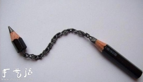 God-like pencil lead engraving