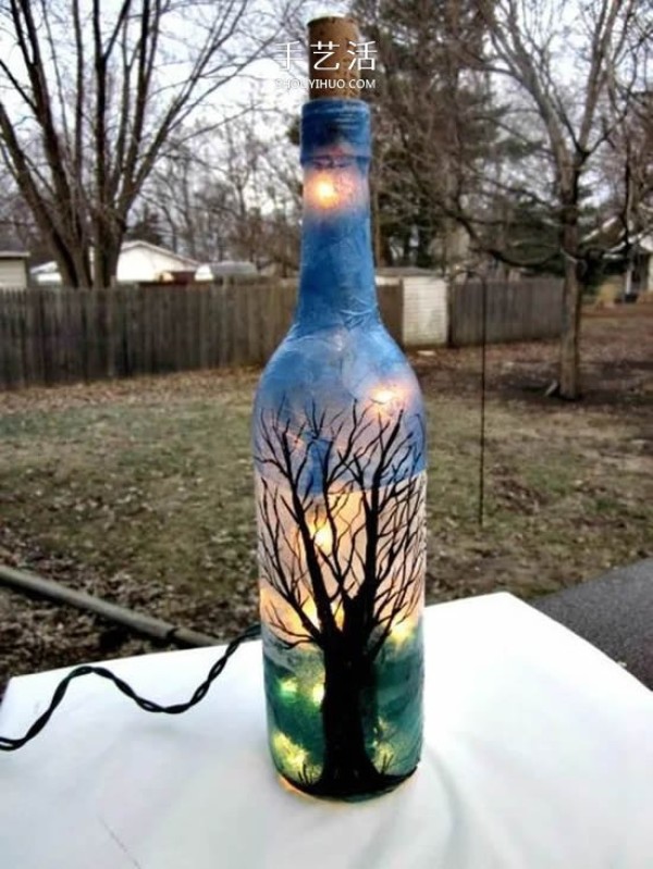 Creative handmade pictures of painted wine bottles, acrylic hand-painted glass bottles DIY