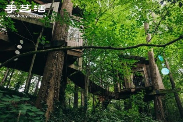 Childhood fantasy of a dream tree house, a secret base in the forest! 