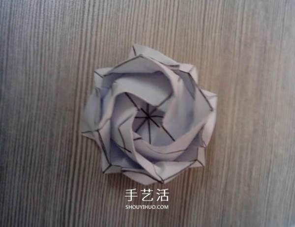 Illustration of how to fold the eight-petal Kawasaki rose, origami eight-petal Kawasaki rose