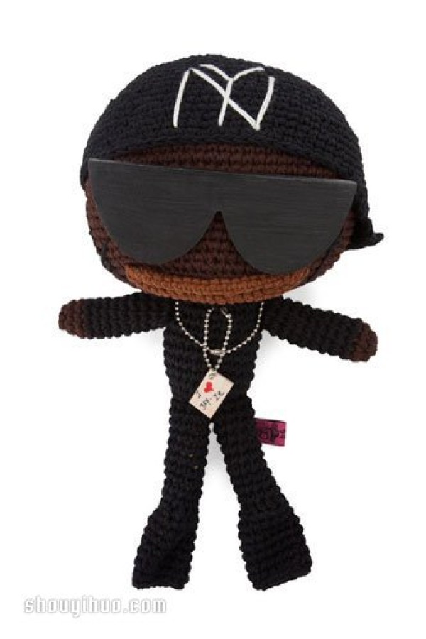 Mua Mua launches knitted dolls of fashion celebrities, can you all recognize them? 