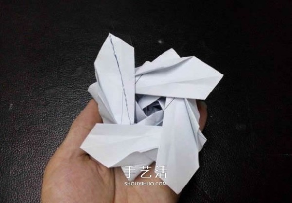 Illustration of the folding method of Nini Rose, steps of origami of beautiful handmade paper roses