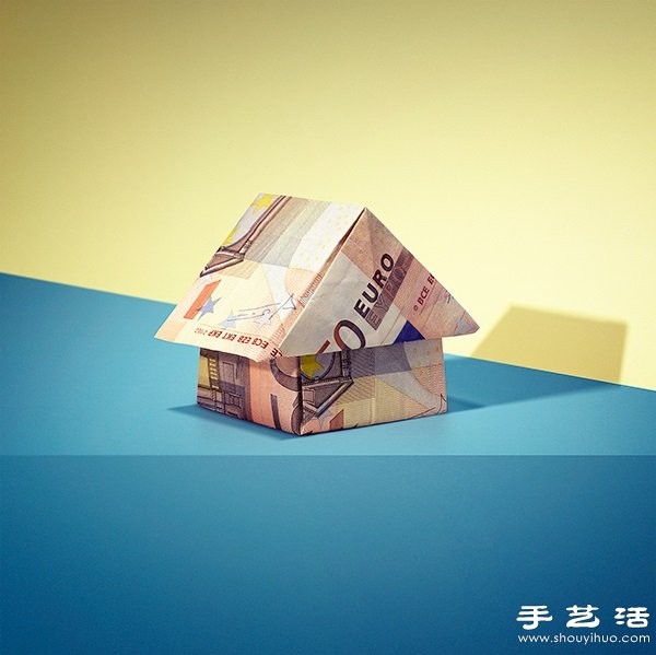 Creative banknote origami poster launched by ABN AMRO