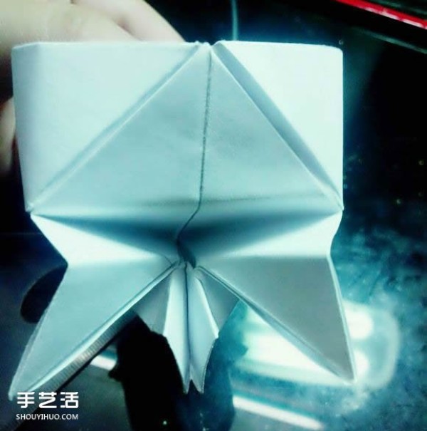 Handmade origami beautiful box illustration with paper crane packaging box folding method