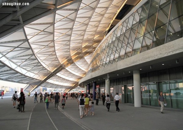 2014 World Architecture Award Winner Singapore Sports City Design