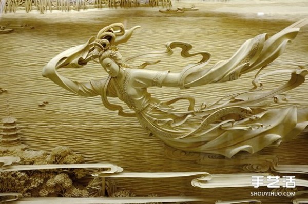 Chinese traditional Dongyang wood carving craftsmanship has been passed down for thousands of years