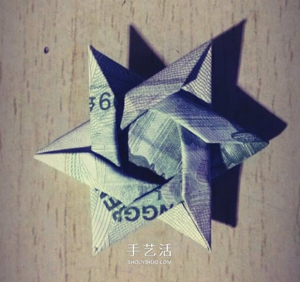 One-yuan banknote origami six-pointed star complex banknote six-pointed star folding method