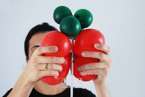 How to make a Christmas tree with balloons and make a homemade Christmas tree with balloons