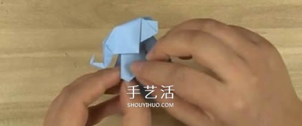 How to Fold a 3D Elephant with Diagrams and Steps of Origami Elephants