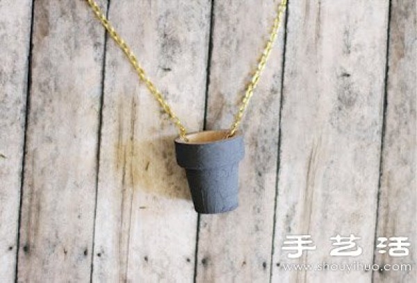 A tutorial on how to make a handmade mini potted plant necklace