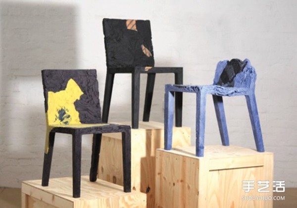 Use old clothes to make chairs. Pictures of chairs made from discarded clothes