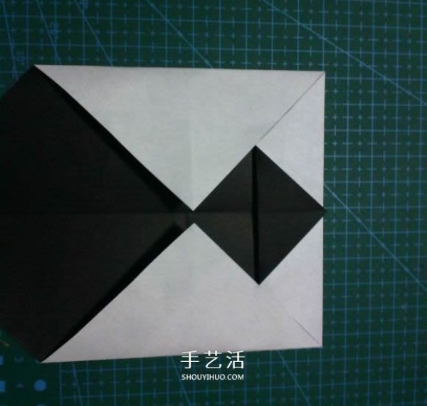 Fold a national treasure and come out! Illustration of the origami method of the cute giant panda