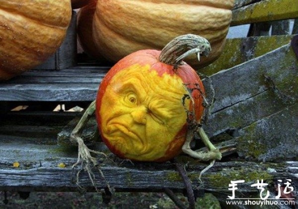 Creative DIY carved pumpkin works