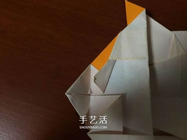 How to fold a complex three-dimensional sports car with detailed steps of origami sports car