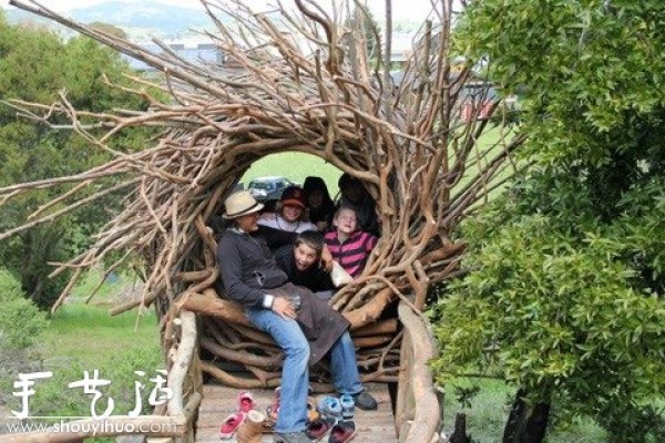 DIY super large birds nest from tree branches