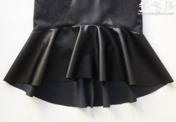 Tutorial of DIY fashionable skirt with woolen skirt and leather stitched together