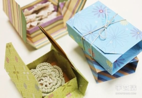 Simple origami gift box illustration of how to fold a rectangular gift box