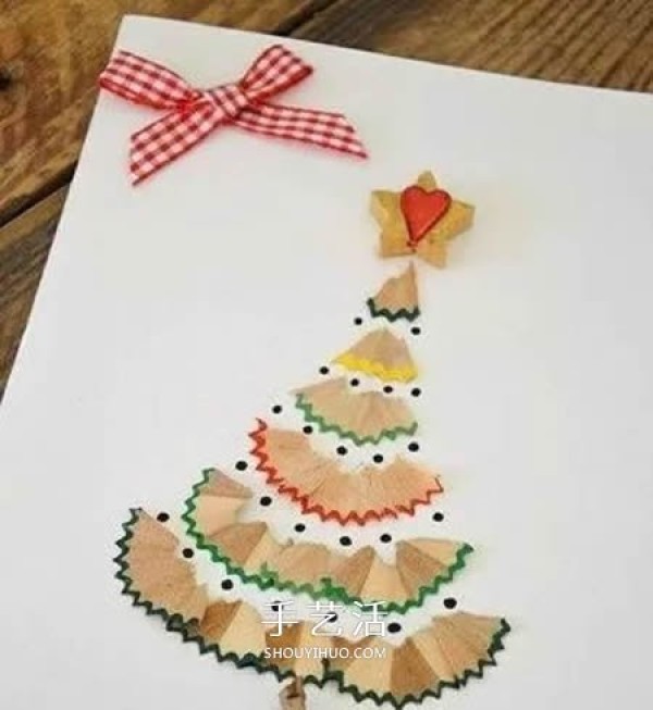 Tutorial on using scrap newspapers to make cute Santa Claus greeting cards with small crafts