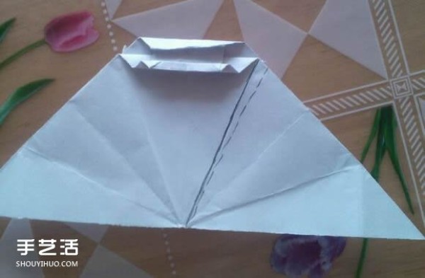 Origami diagram of a grand piano and how to fold a three-dimensional grand piano step by step