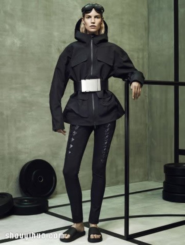 Alexander Wang and H&M minimalist street sports items