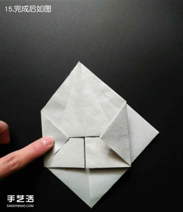 Super complex origami shark illustration, detailed steps for folding a three-dimensional shark