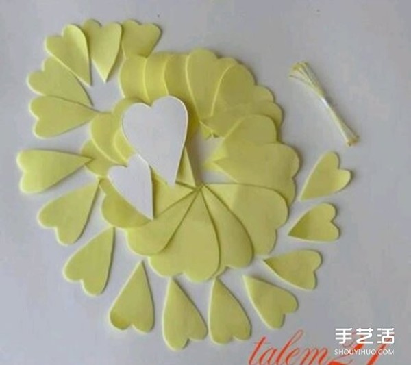 How to make flowers from sponge paper. Detailed steps for making flowers from sponge paper.