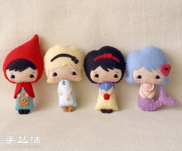 Appreciation of very cute handmade non-woven dolls