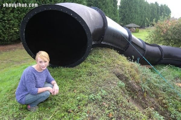 Buy back the waste plastic sink and DIY a giant water slide in your backyard