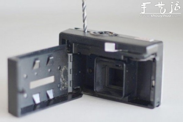 Old camera DIY converted into iPhone charging socket