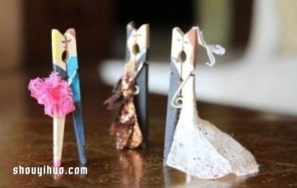 Wooden clips make dancing bride and groom toys