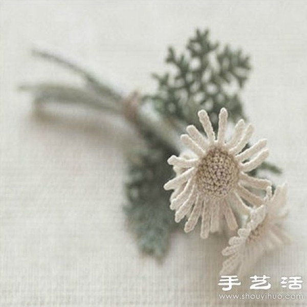 Japanese Jungjuns forest-style hand-knitted flowers