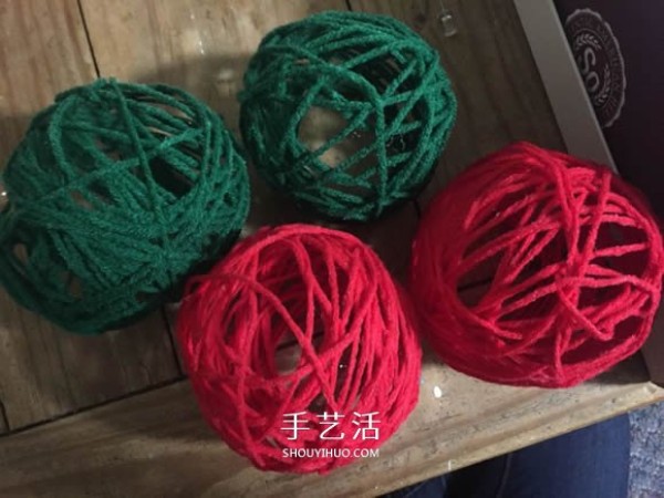 Tutorial on how to make Christmas lights with wool