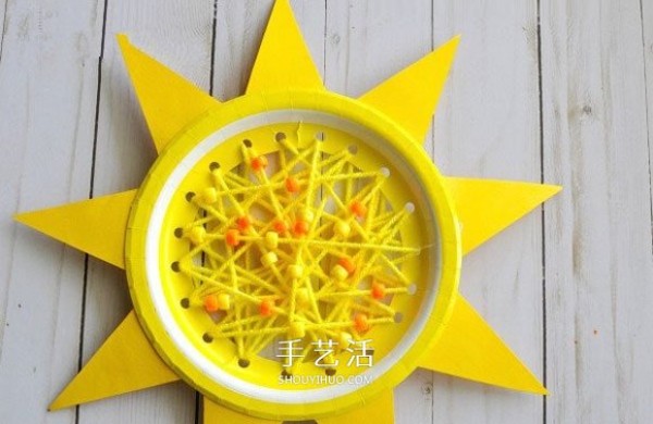 Kindergarten handmade sun tutorial, simple paper plate sun making picture