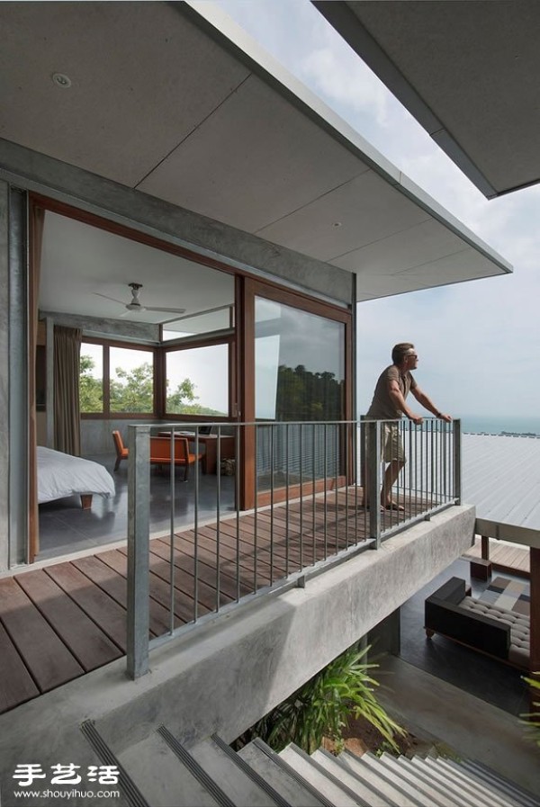 An open-plan holiday house design that embraces nature in Koh Samui Island, Thailand