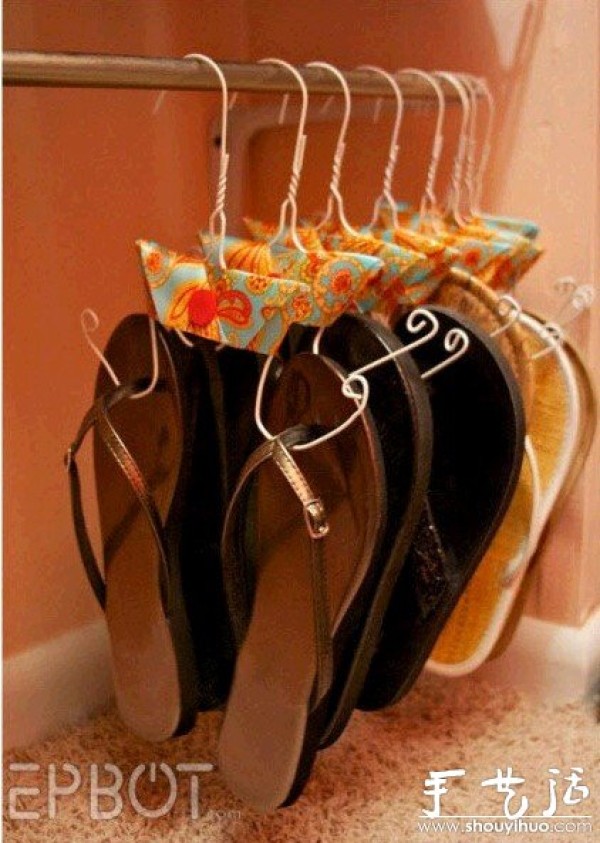 Use a clothes drying rack to DIY a shoe rack