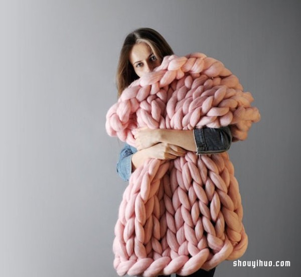 Anna Mo DIY super chunky knit quilt with merino wool