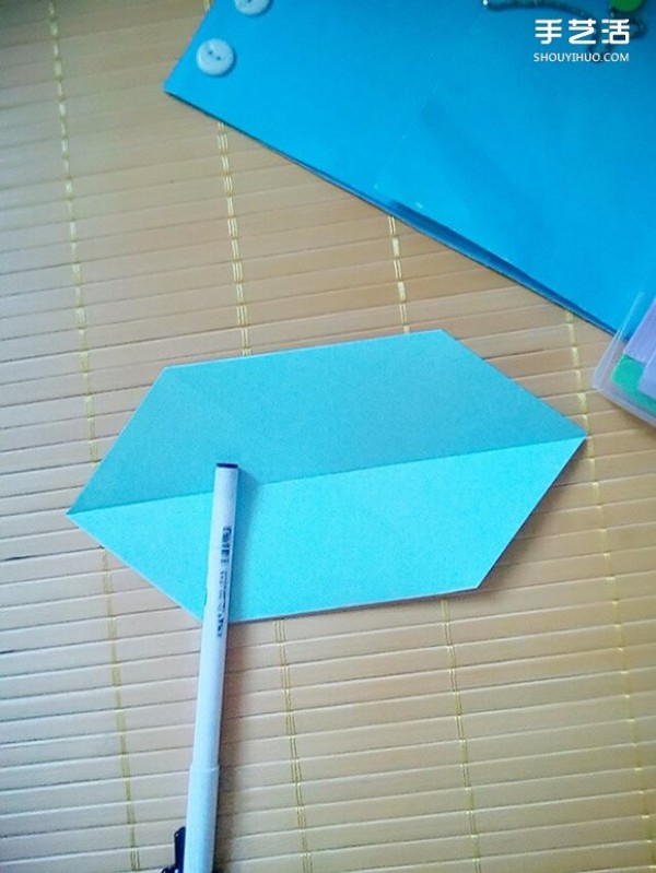 How to Origami a Chinese Valentines Day Gift Box, Illustrations of How to Fold an Octagonal Paper Box