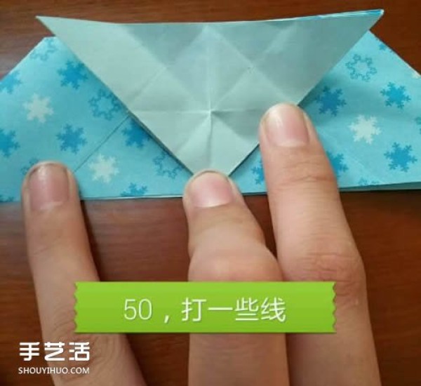 Illustrations on how to fold a butterfly flying into a heart, step-by-step instructions on origami with a butterflys heart shape